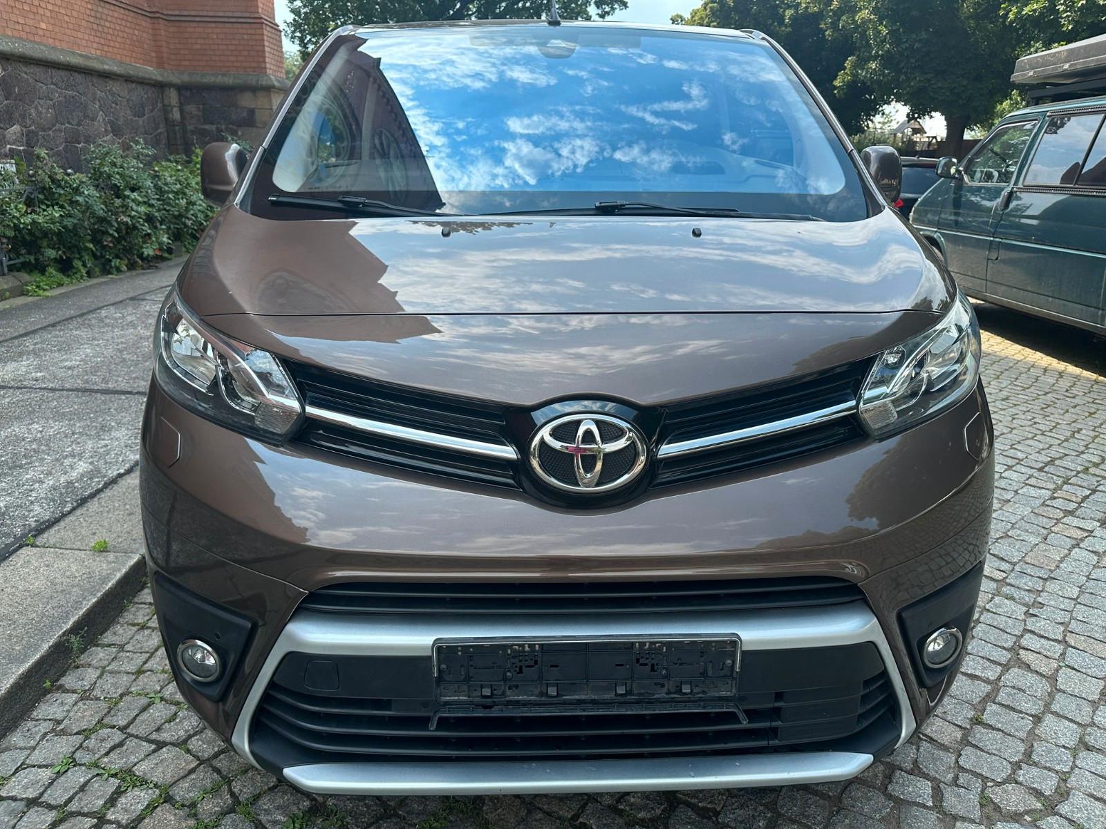 Toyota Proace (Verso) 2,0  130kW L2 Family