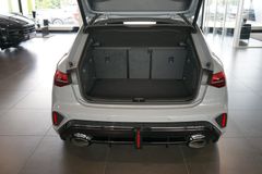 AUDI RS3 Sportback | Pano | Schalensitze | Carbon AUDI RS3 Sportback | Pano | Schalensitze | Carbon