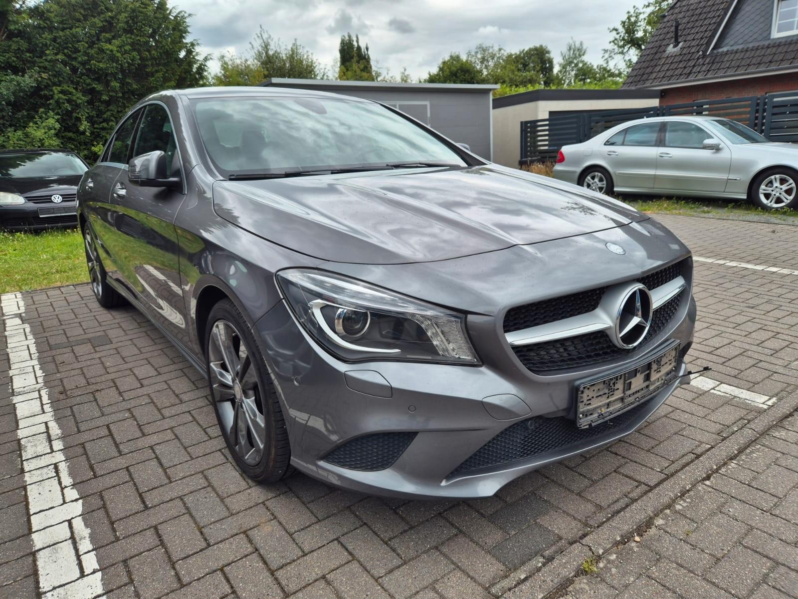 Mercedes-Benz CLA 180 Urban Aut.Coupe.Xenon.Navi.