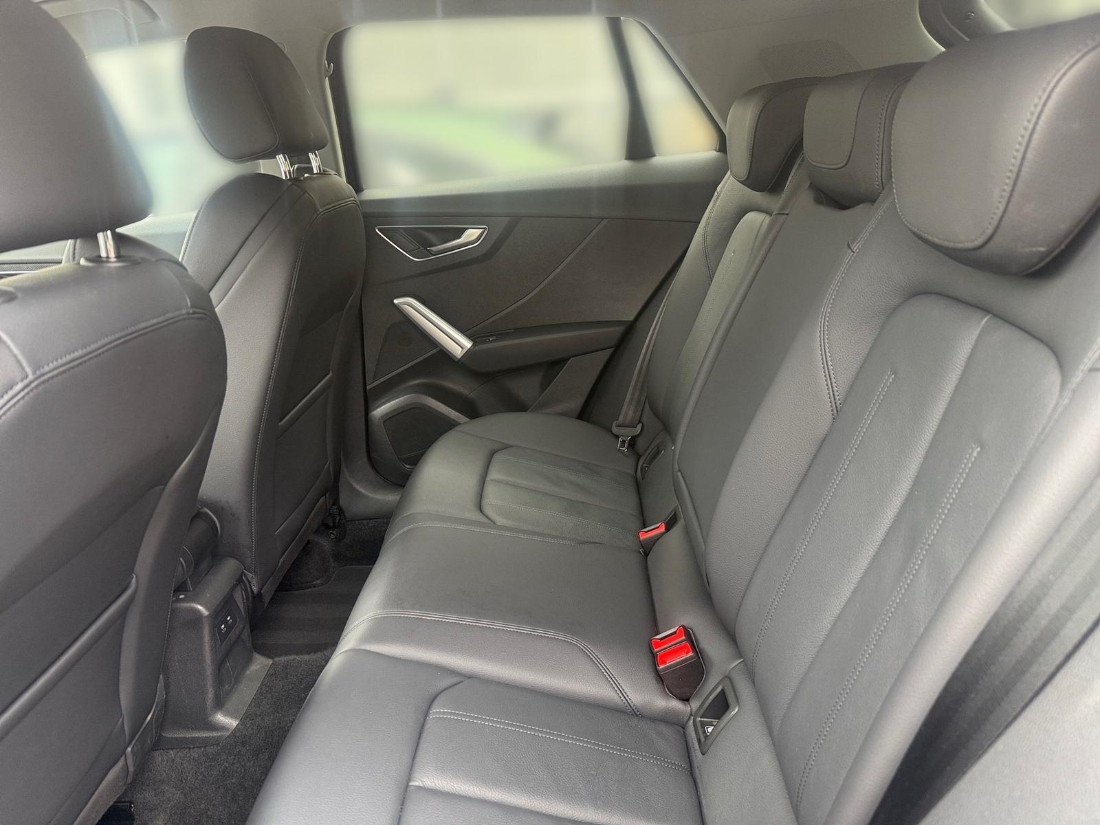 Audi Q2 advanced NAVI*LED*RFK*17LM*LEDER*GRA*5J GAR, миниатюра 9