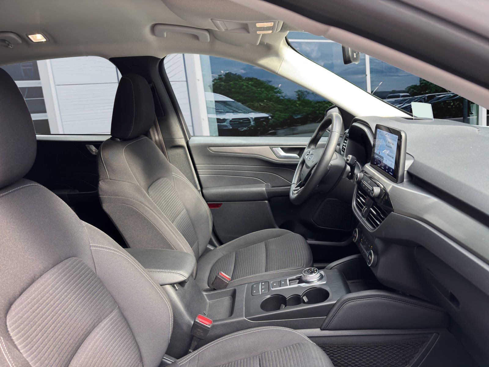 Fahrzeugabbildung Ford Kuga Plug-In Hybrid Titanium