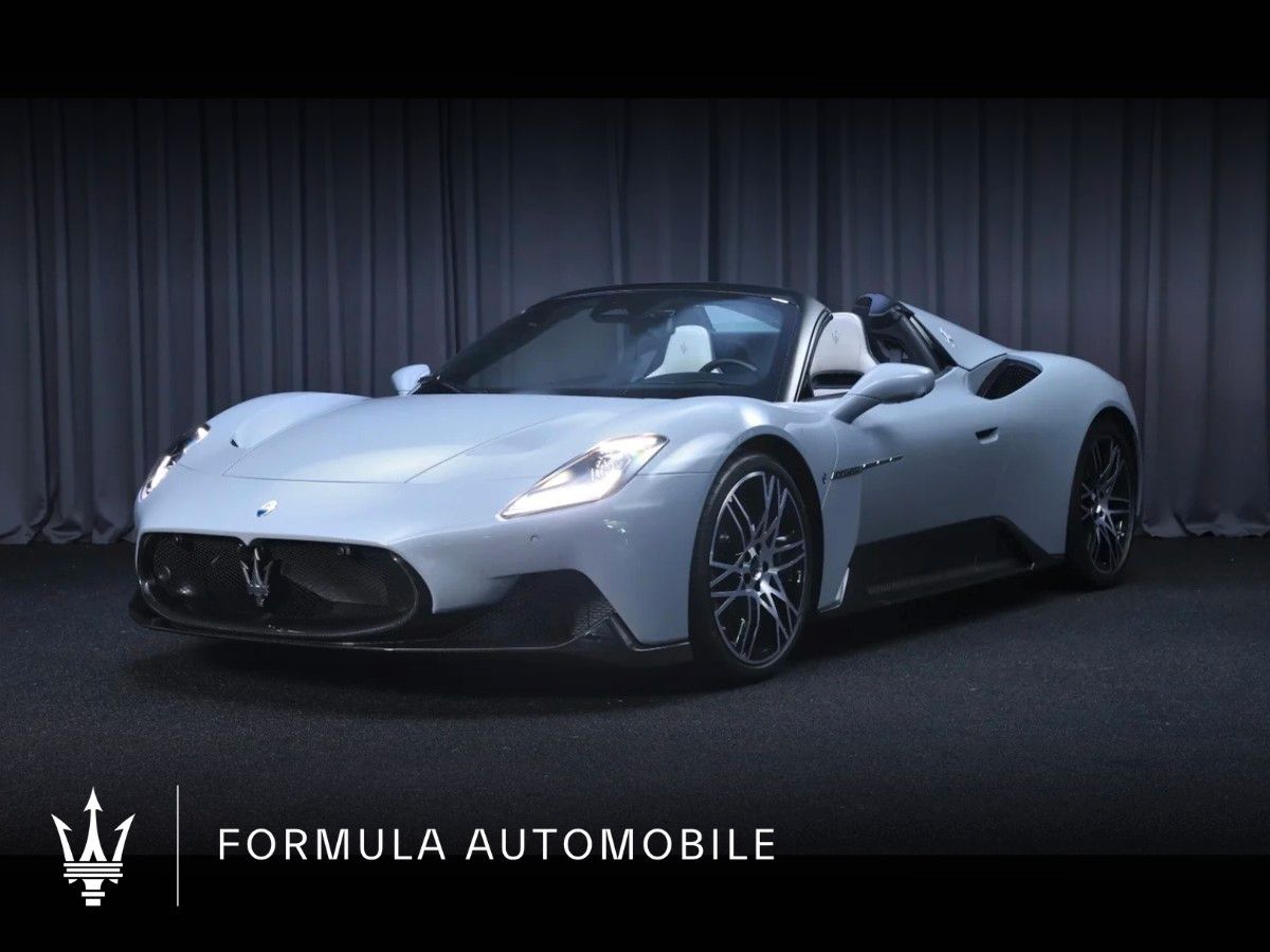 MASERATI MC20