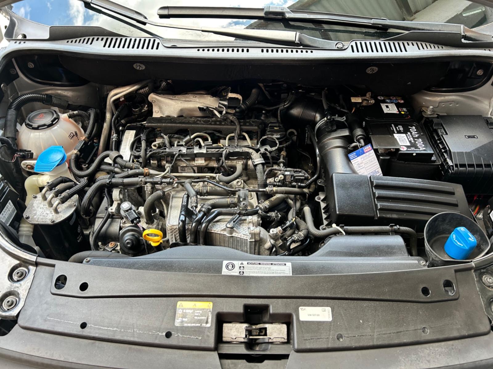 Volkswagen Caddy PKW Trendline BMT