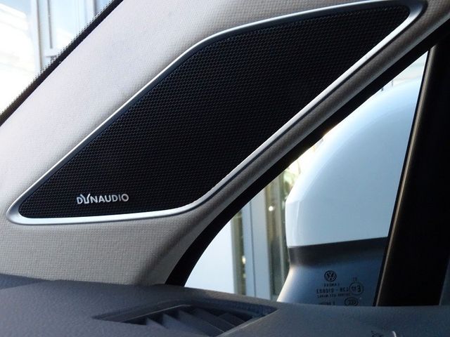 Touareg 3.0 TDI V6 Atmosphere 4Motion / DYNAUDIO