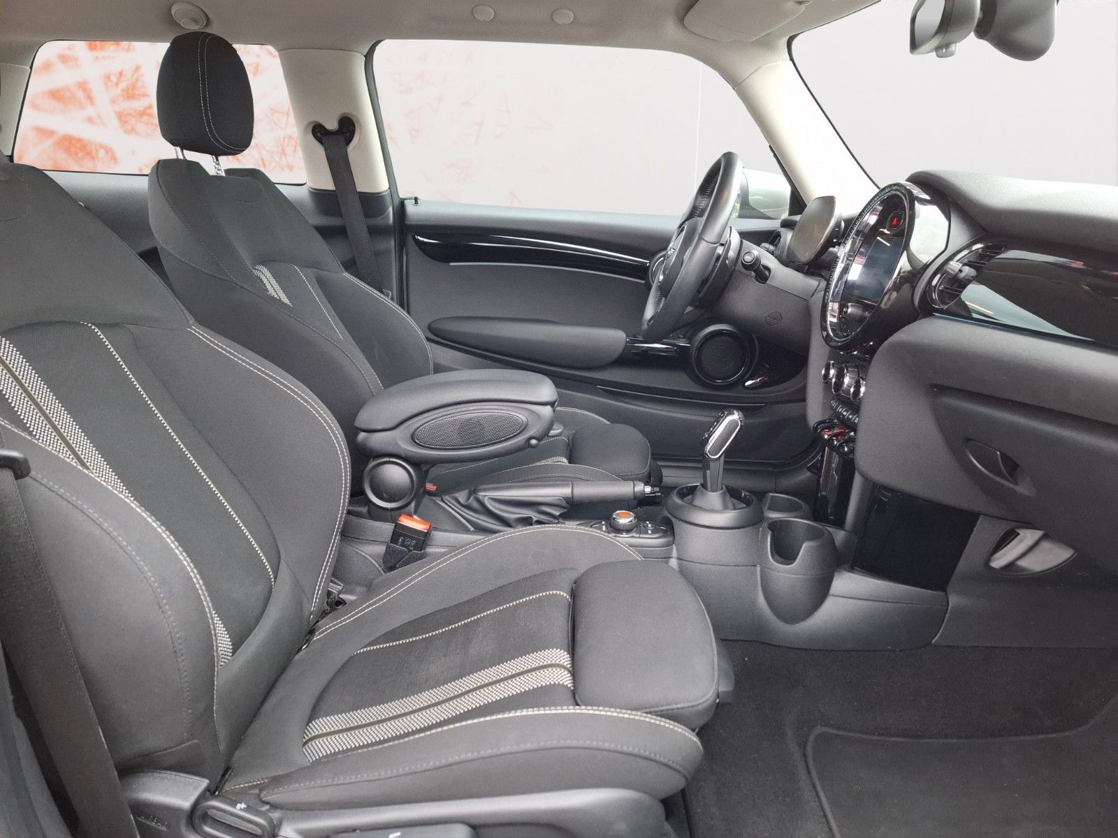 Fahrzeugabbildung MINI COOPER S Mini 3-trg. Cooper S Essential Trim