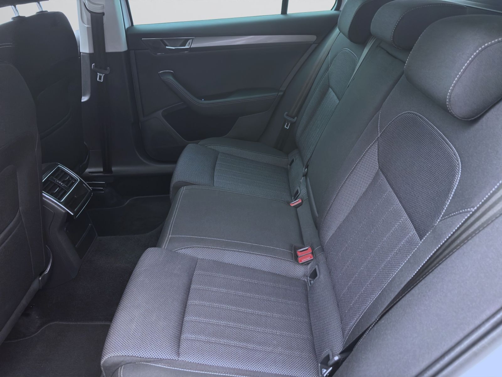 Skoda Superb - Bild 16