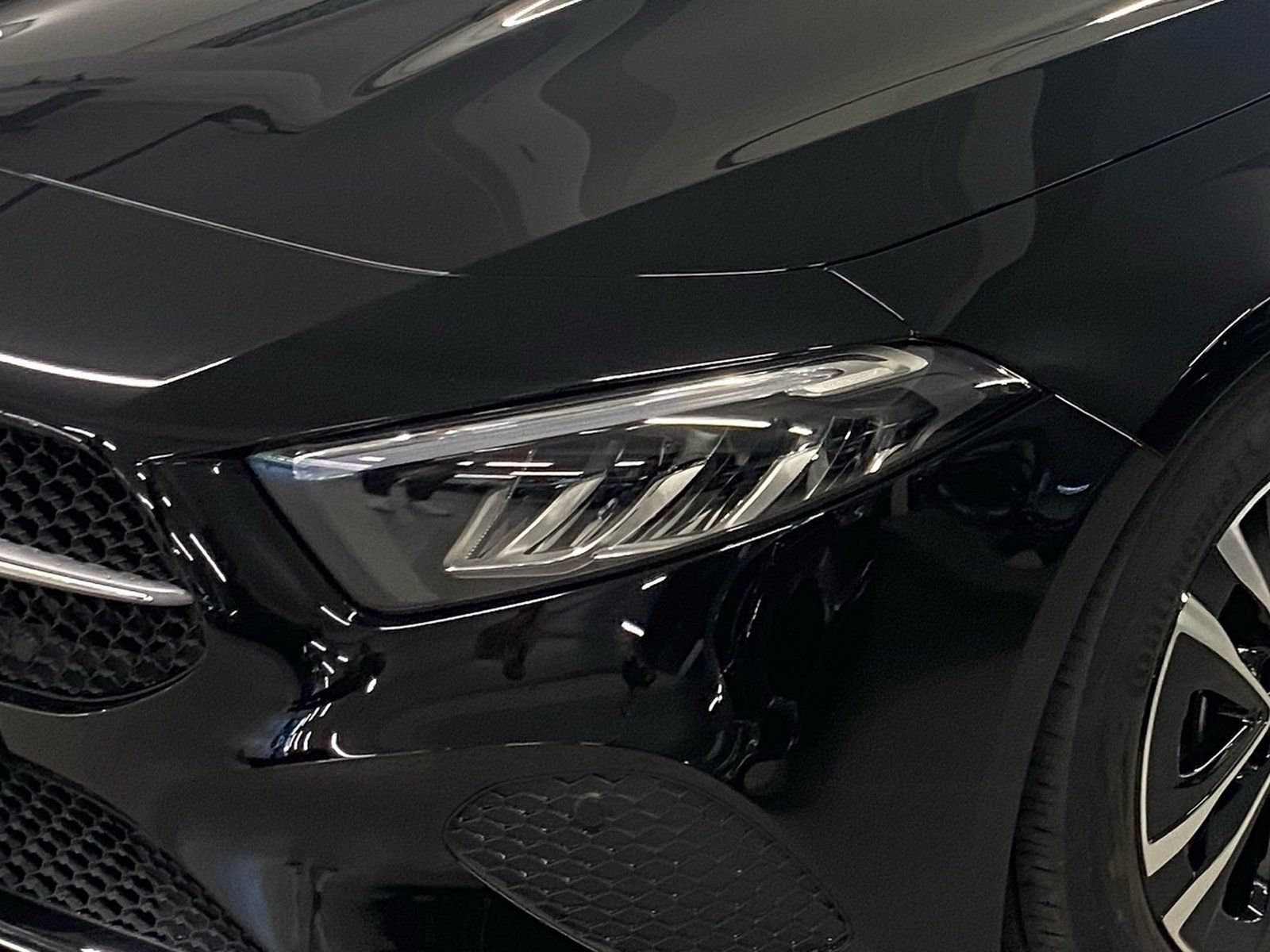 Fahrzeugabbildung Mercedes-Benz A 180 Progressive *LED*Kamera*MBUX*PDC*SHZ*7GDCT