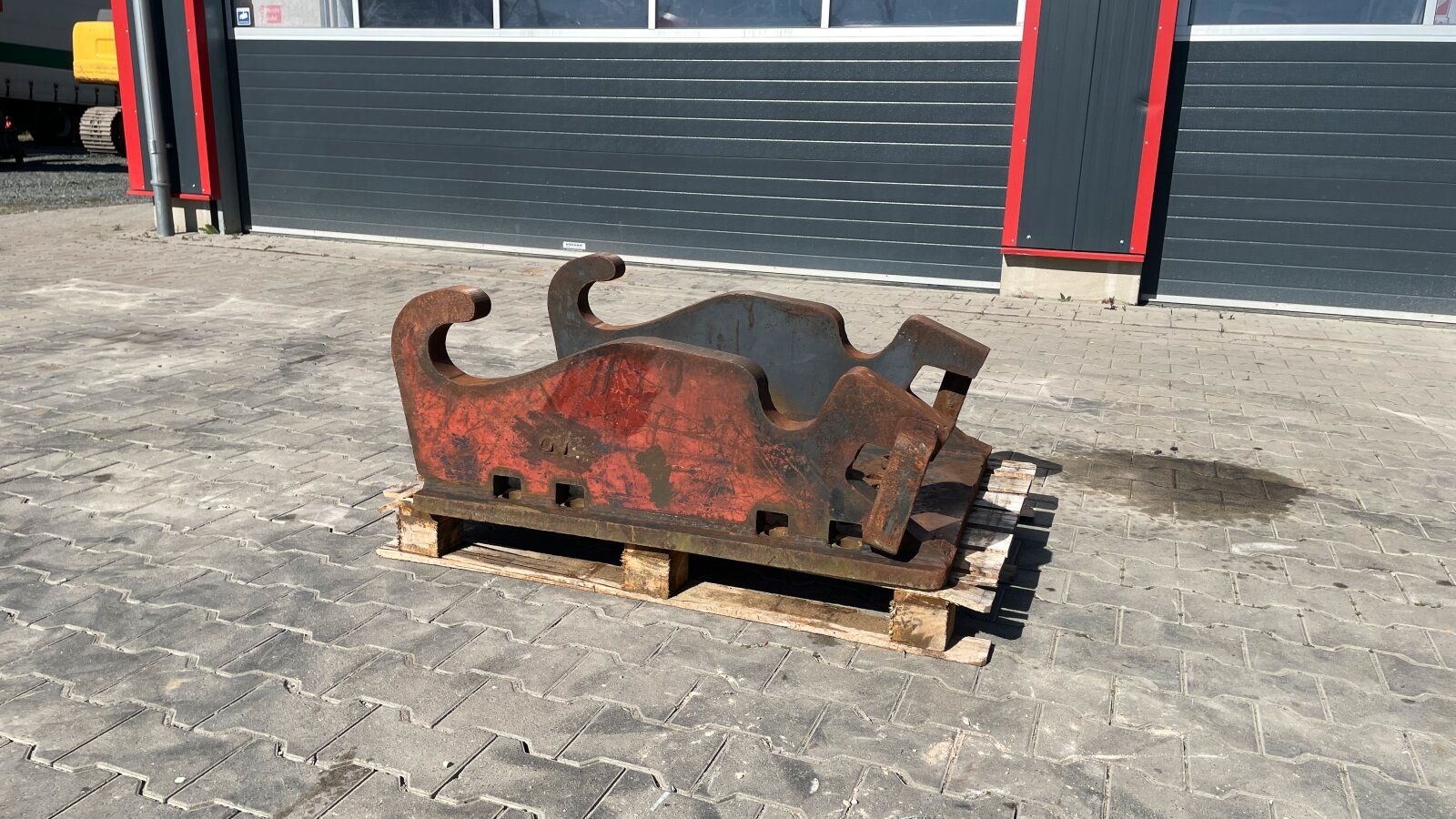 Fahrzeugabbildung CAT Verachtert CW 50 Platte