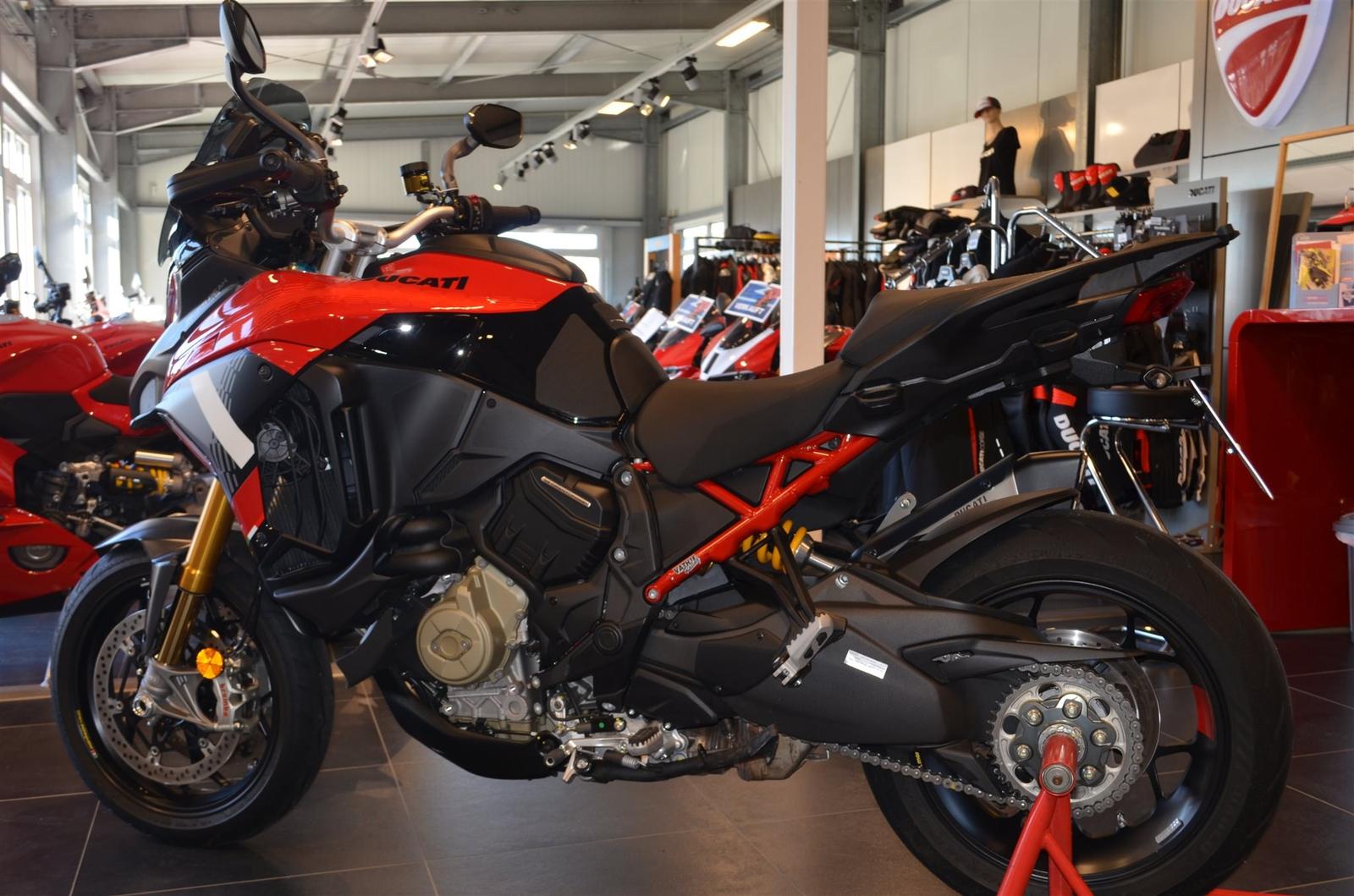 Ducati Multistrada V4 Pikes Peak Multistrada V4/V4RS,