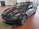 Tesla Model 3 RWD Kamera*Pano*LED*Leder*Wärmepumpe - Tesla aus 2022