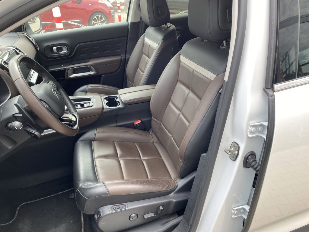 Fahrzeugabbildung Citroën C5 Aircross Hybrid 225 *Automatik* SHINE PACK