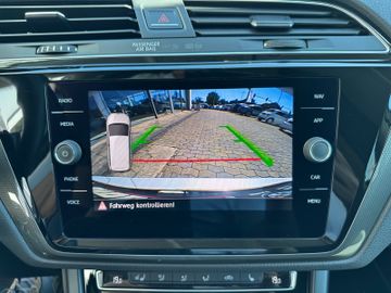 Fahrzeugabbildung Volkswagen Touran 2.0 TDI R Line LED AHK 7 Sitze