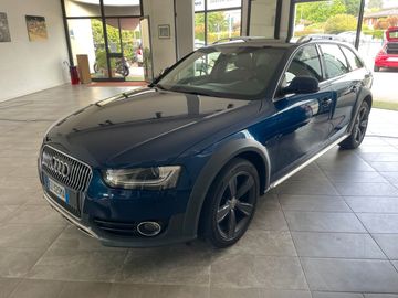 Audi A4 Allroad - 2