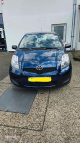 Toyota Ich biete mein schönes und sparsames Auto ... - mit Benzin-Antrieb: Sparsame