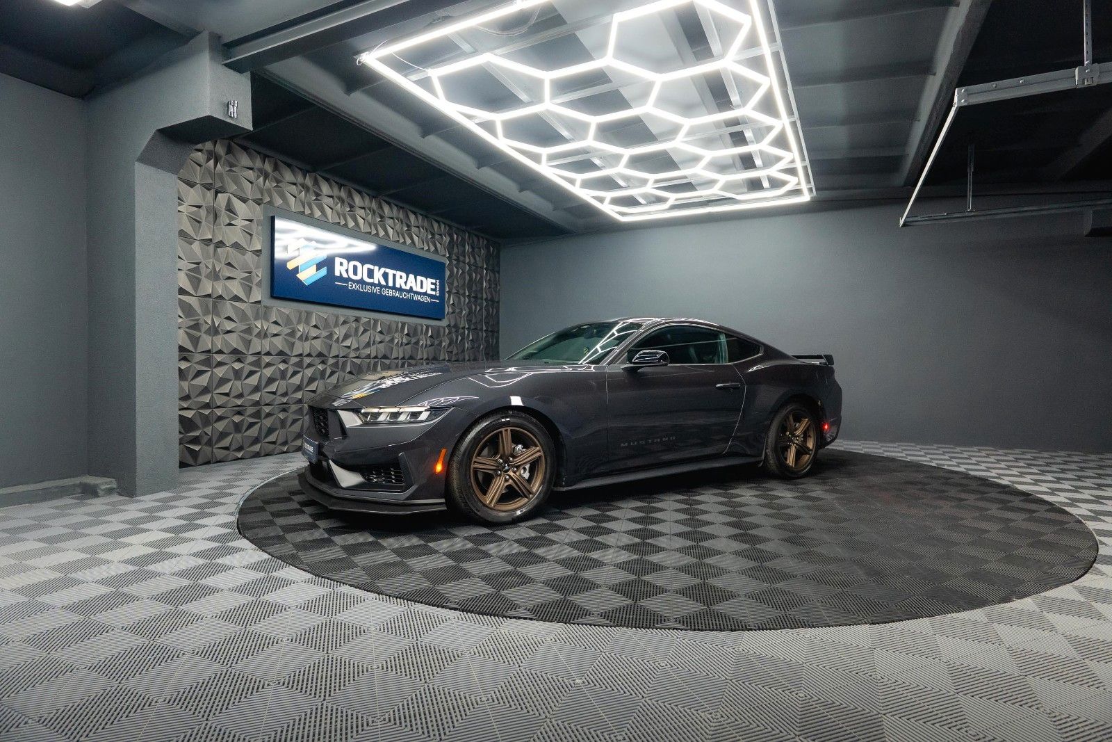 Fahrzeugabbildung Ford Mustang GT Coupe DARK HORSE PREMIUM MY2024 19%