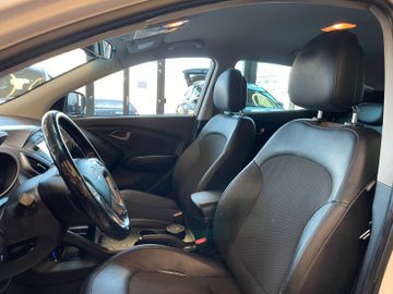 Hyundai ix35 Style AWD *1.HAND*AHK*BI-XEN*KAM*NAVI*