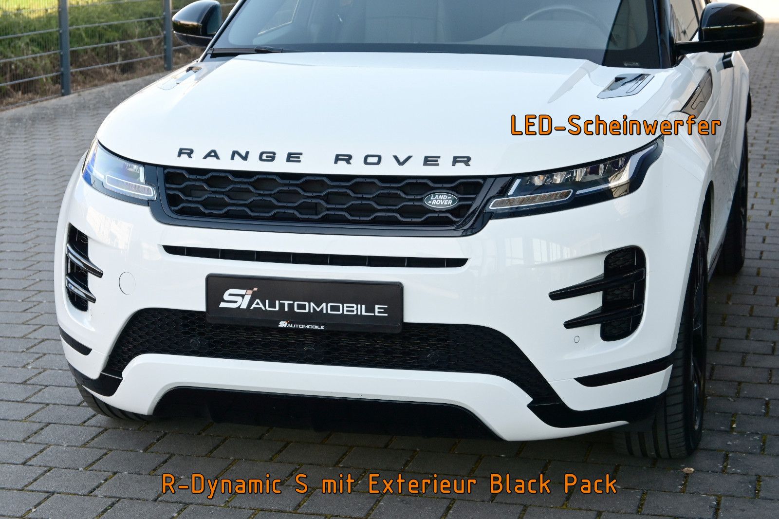 Fahrzeugabbildung Land Rover Range Rover Evoque D150 R-DYNAMIC S °AHK°PANO°ST