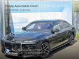 BMW 740d xDrive M Sport PANO St-Hzg TV Autobahnas. - Gebrauchtwagen in Essen