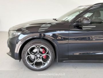 Alfa-Romeo Stelvio - 9