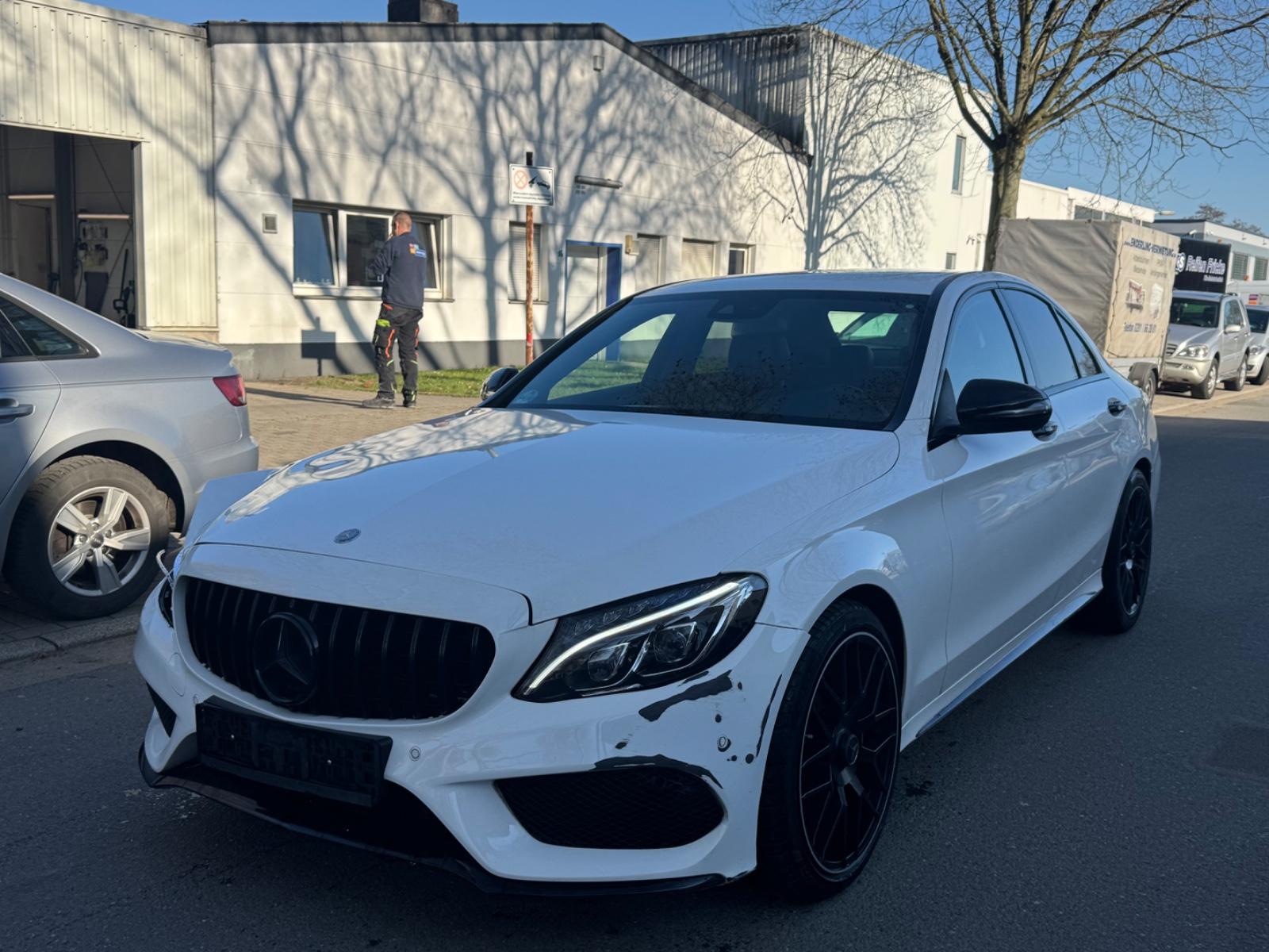 Mercedes-Benz C 300*AMG*HECKANTRIEB*NAVI*ELEKTRISCH*SHZ***