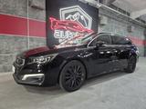Peugeot 508 GT *HUD*PANO*DAB*TEMPOMAT*LEDER* - Peugeot 508 mit Schiebedach