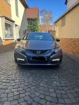 Honda Civic 1.8 i-VTEC Comfort  - Honda Civic aus 2012 mit Benzin-Antrieb: Limousine