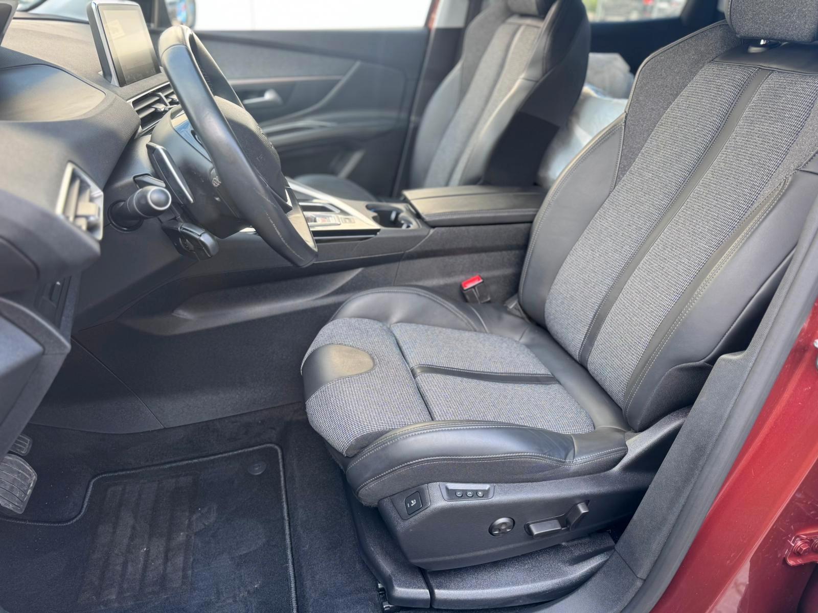Peugeot 3008 Allure 1Hand 177Ps AHK TOP GEPFLEGT