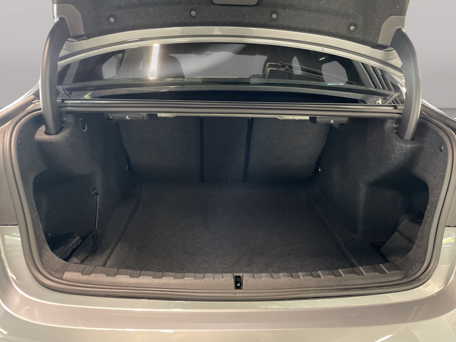 BMW 320 - Bild 16