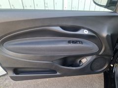 Fahrzeugabbildung Fiat 500e Red Komfort 23,8 kWh SiHz PDC RFK Tempo DAB