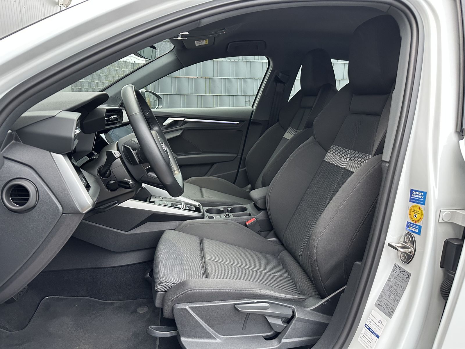 Fahrzeugabbildung Audi A3 SpT 35 TDI Advanced NAV+LED+VC+CARPLAY+1HD+PP