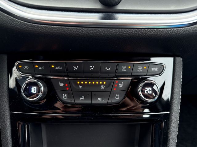 Astra Bus. Elegance 1.2 Turbo NAVI LEDER LED KEY