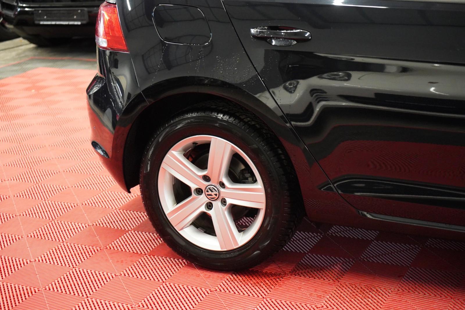 Volkswagen Golf 7 1.4 TSI Lim. Comfortline  6Gang*Klima*