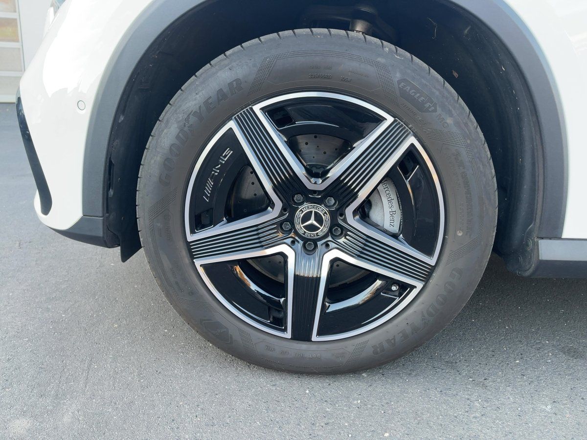 Fahrzeugabbildung Mercedes-Benz GLC 220 d 4M AMG/Night/Pano/Kamera/AHK