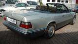 Mercedes-Benz E 200 C124 W124 Cabriolet - Mercedes-Benz: Cabrio, W124
