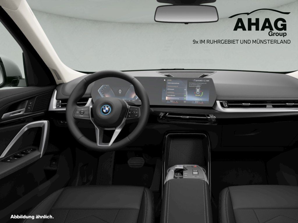 BMW iX1 - Bild 4