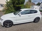 BMW Gut erhaltener BMW 116i in weiß zu verkaufen