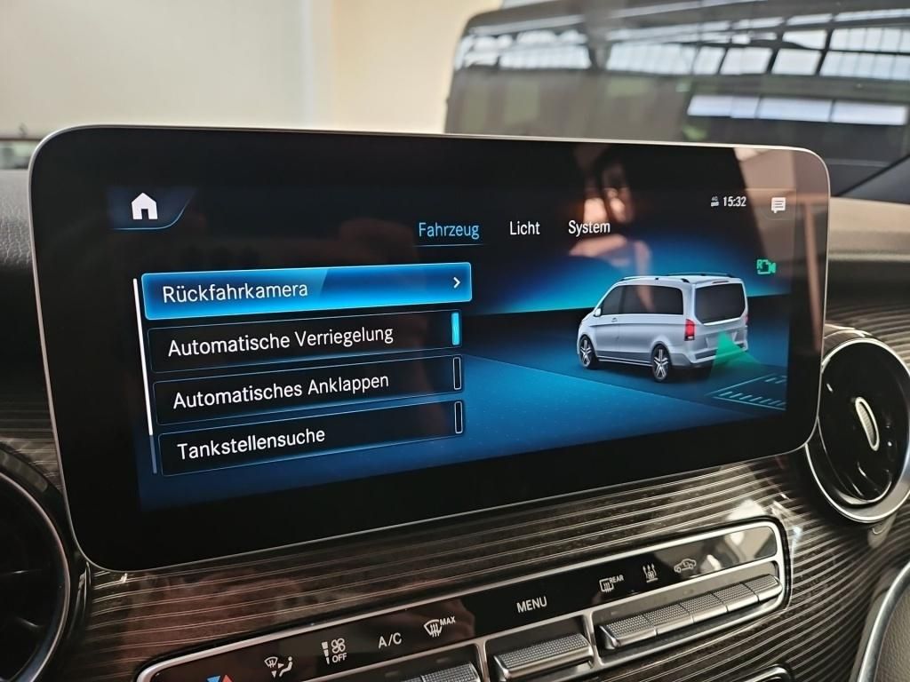 Fahrzeugabbildung Mercedes-Benz V 300 AVG extralang 8 Sitze Standhzg elektr. ST