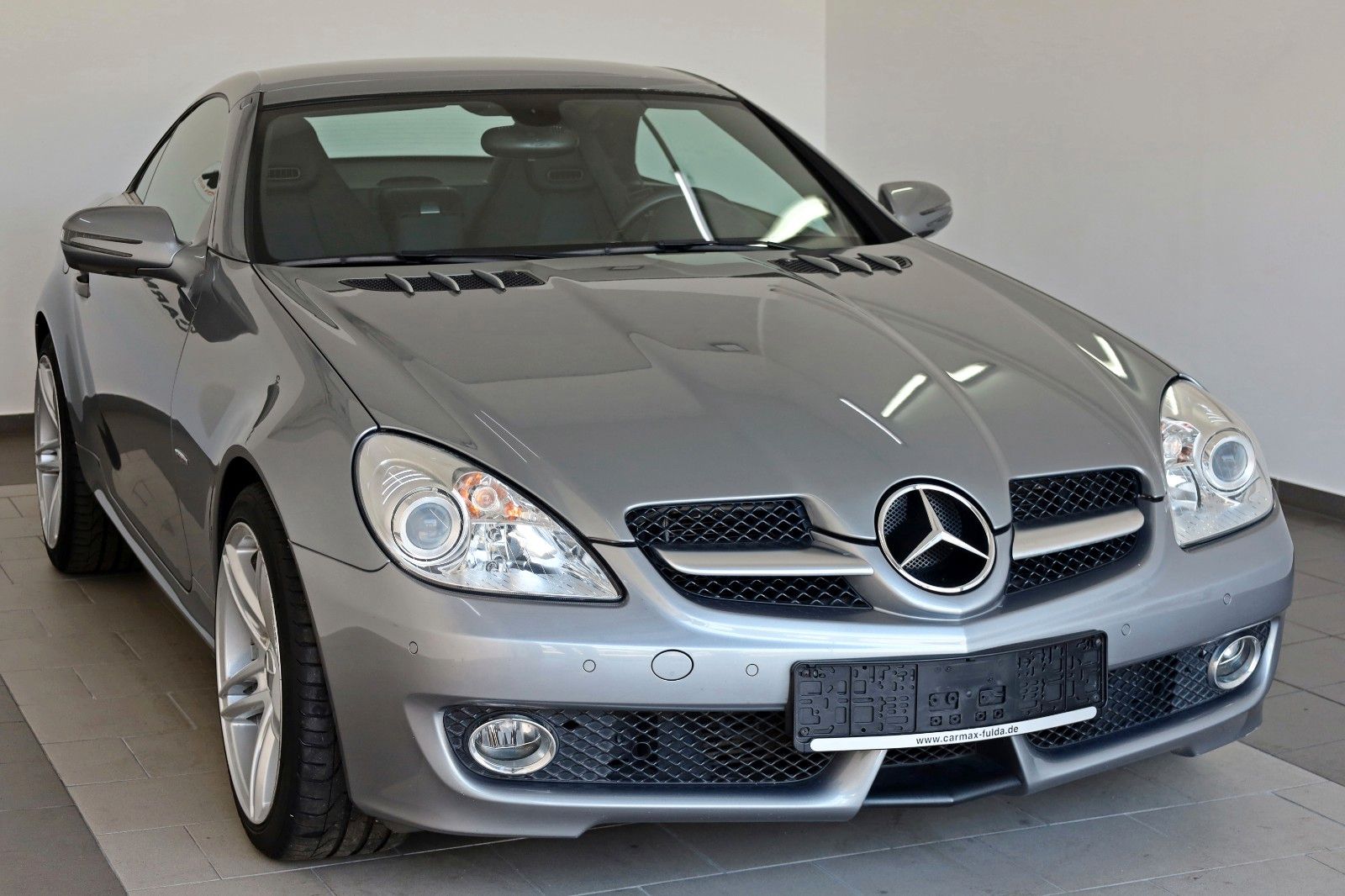 Fahrzeugabbildung Mercedes-Benz SLK 200 Kompressor Roadster Leder,Navi,Airscarf