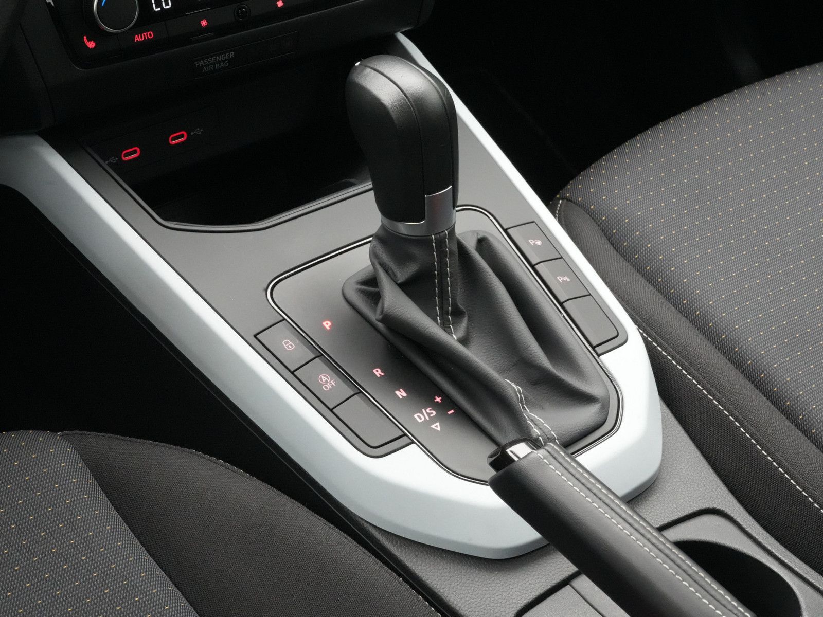 Seat Arona - Bild 8