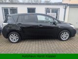 Toyota Verso Travel mit AHK - Toyota Verso: Tr