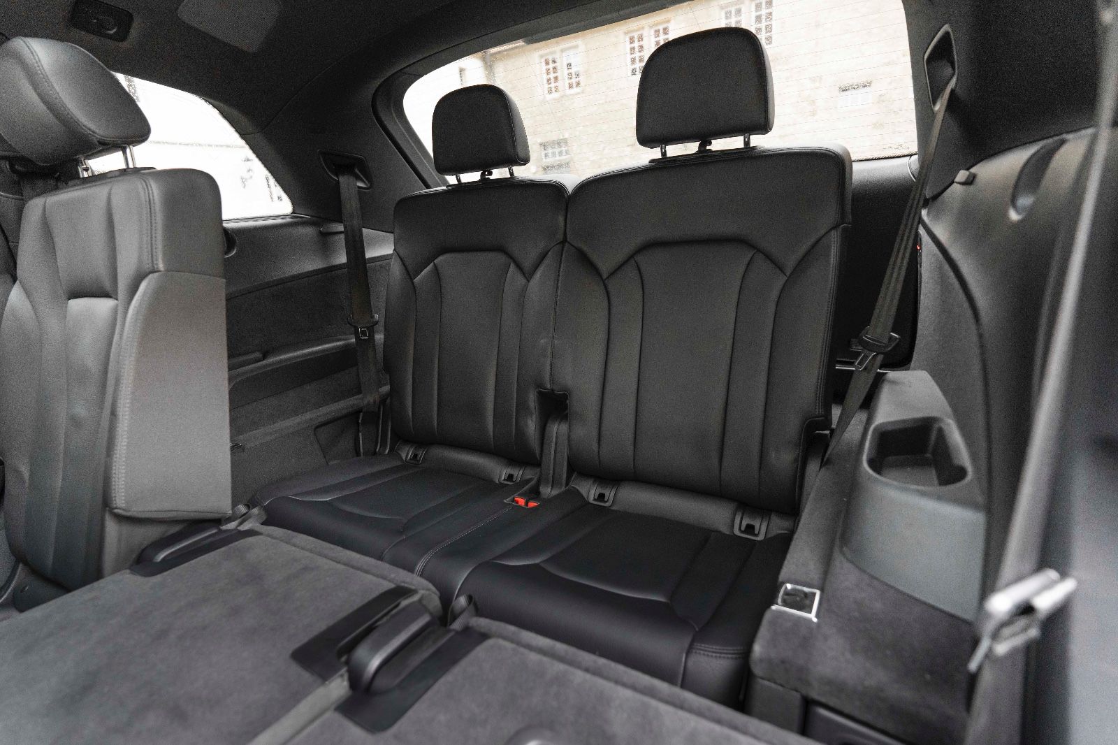 Fahrzeugabbildung Audi Q7 3.0 TFSI Quattro LED PANO NAV 7 SITZER BOSE