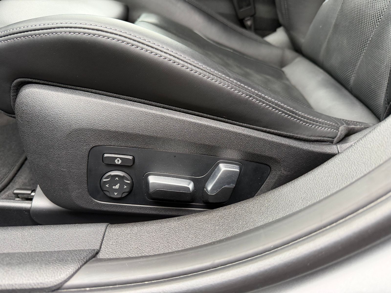 BMW M3 Competion M xDrive Touring- foto 18