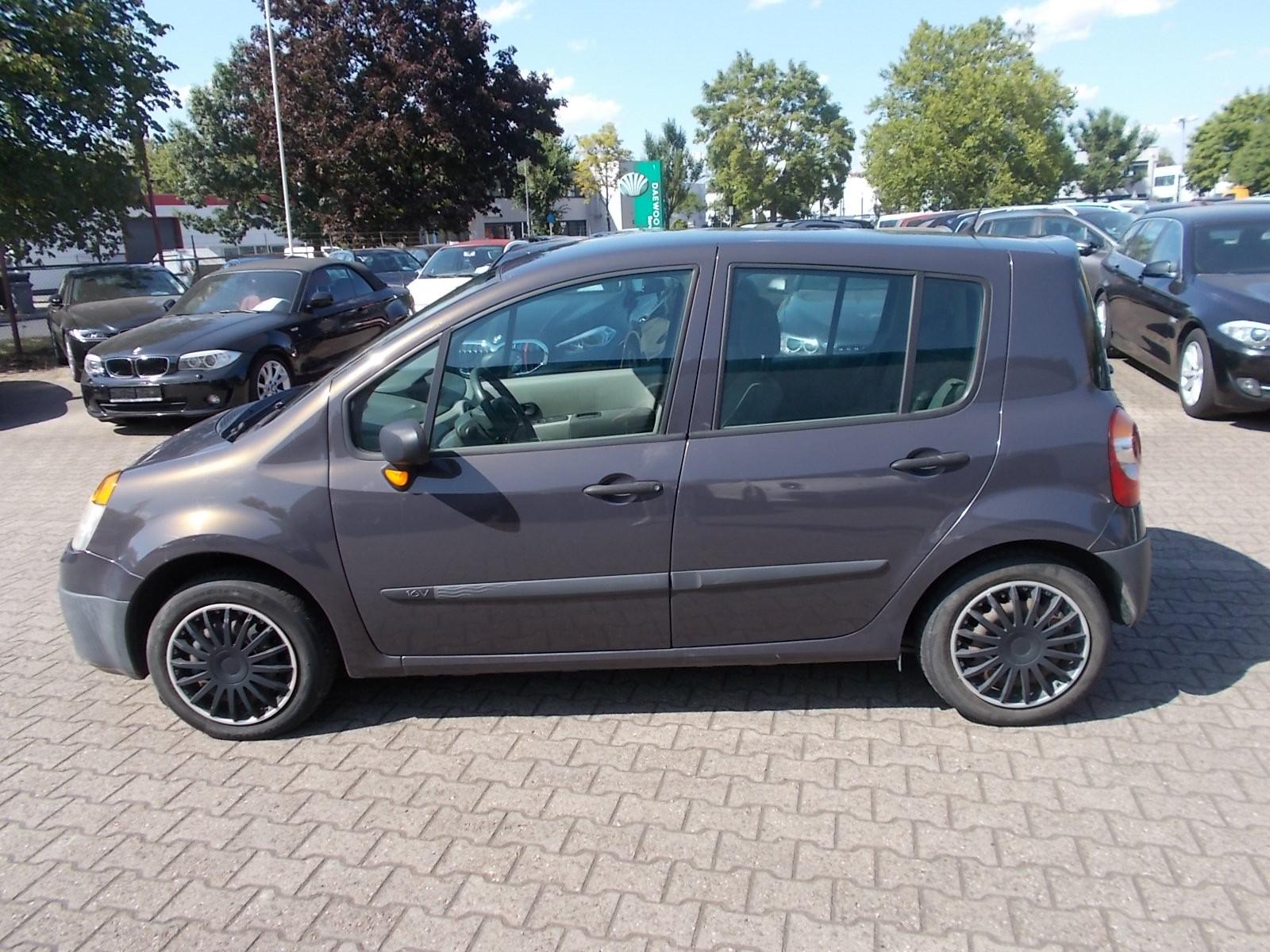 Renault Modus 2006 — photo 8