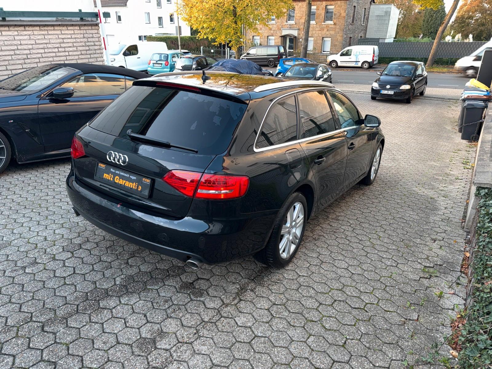 Audi Quattro 2011 — engine 2.967 cm³, 239 HP (176kW)