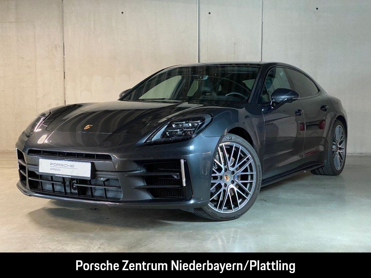 Porsche Panamera 4 E-Hybrid | Hinterachslenkung | BOSE