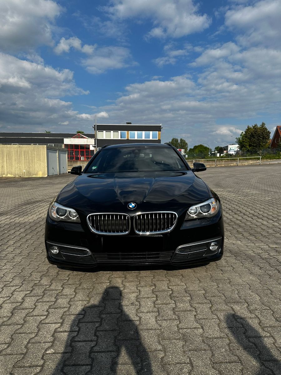 BMW  520d Touring Aut. Luxury Line