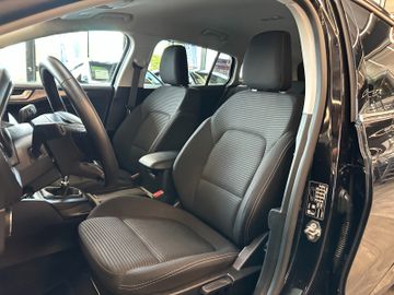 MYAUTOCENTER – Gebraucht- und Jahreswagen mit Werkstattservice in Pfaffenhofen Ford Focus *KEYLESS*ACC*NAV*1-HAND*2-ZONEN*
