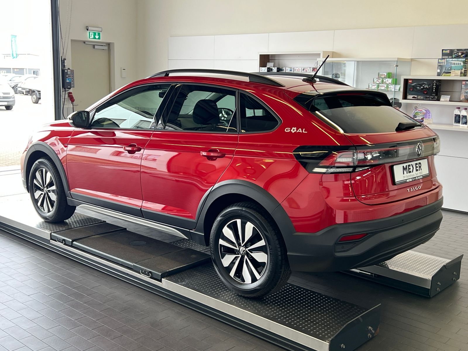 Fahrzeugabbildung Volkswagen Taigo Goal 1,0 l TSI *AHK,LED,ACC,R2D,Kamera,16'