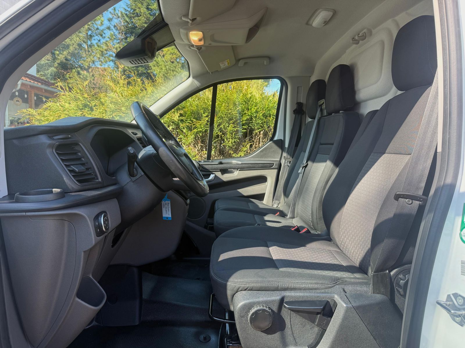 Fahrzeugabbildung Ford Transit Custom 300 L2 3Si+NAVI+SHZ+KAM+DAB+SYNC3
