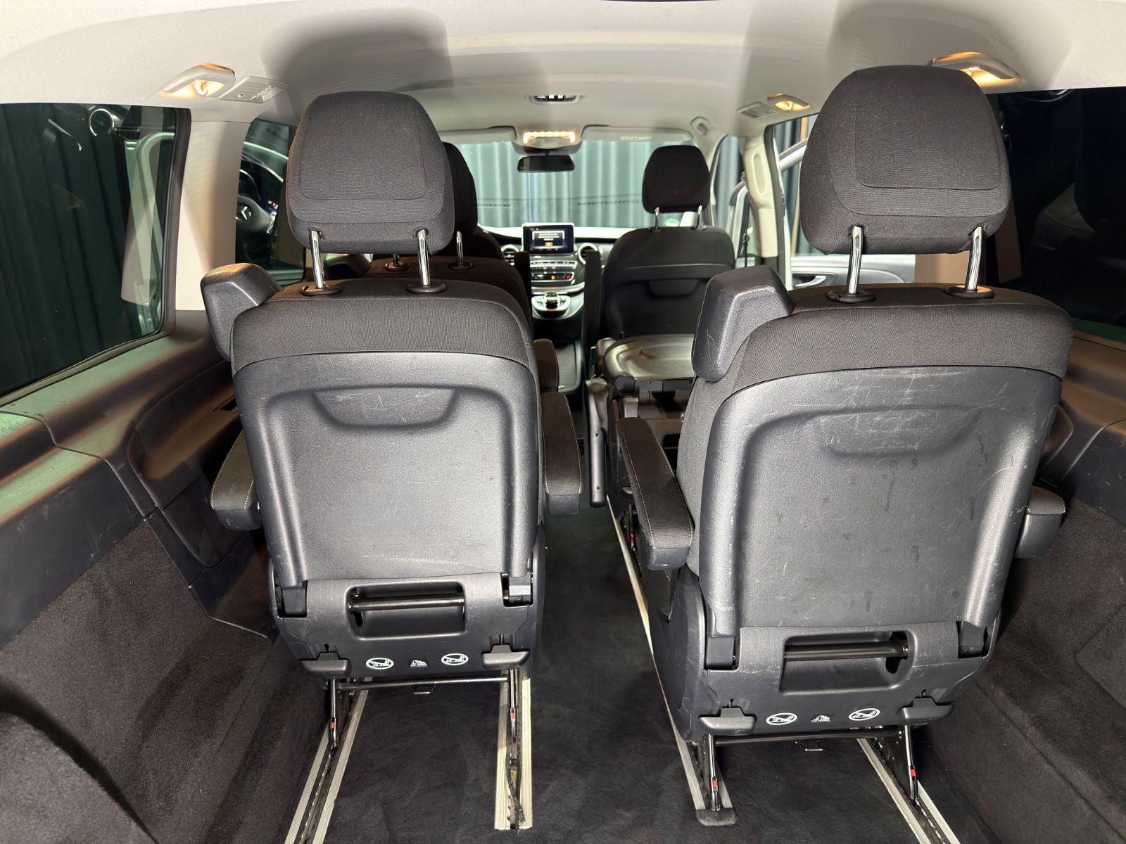 Fahrzeugabbildung Mercedes-Benz V 220 d EDITION 4MATIC lang |ACC|RF-KAMERA|NAVI|